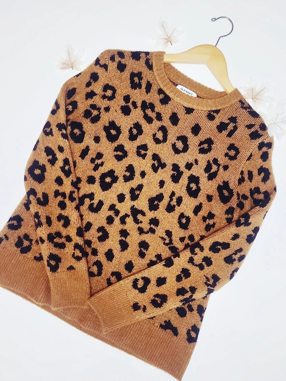 Old Navy Cozy Leopard-Print Crew-Neck Sweater Brown & Black Medium